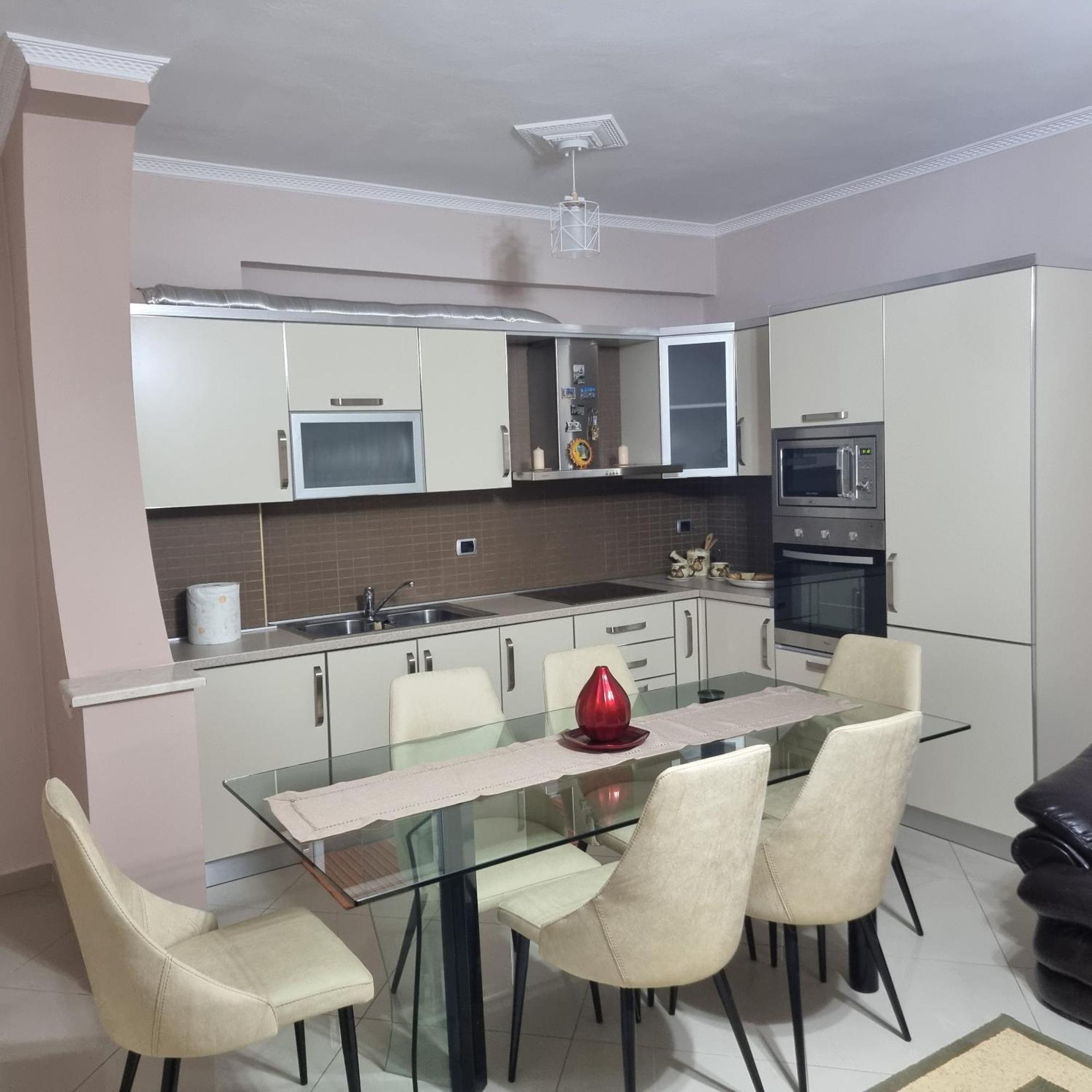 Alex Apartment Влёра Экстерьер фото